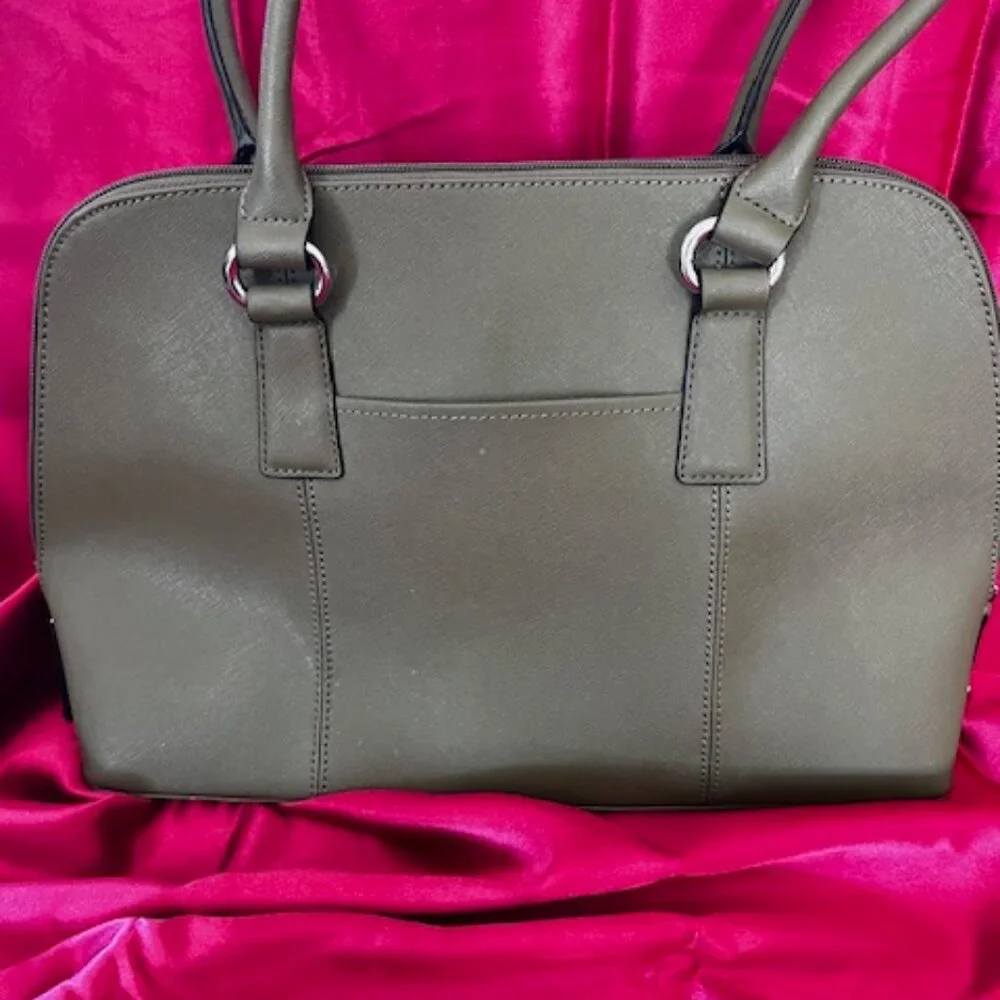 Tignanello green leather satchel Saffiano leather exterior‎ silver-tone hardware